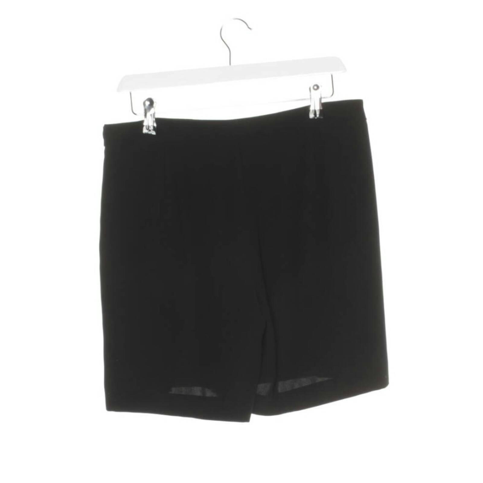 Image 2 of Shorts 36 Black in color Black | Vite EnVogue