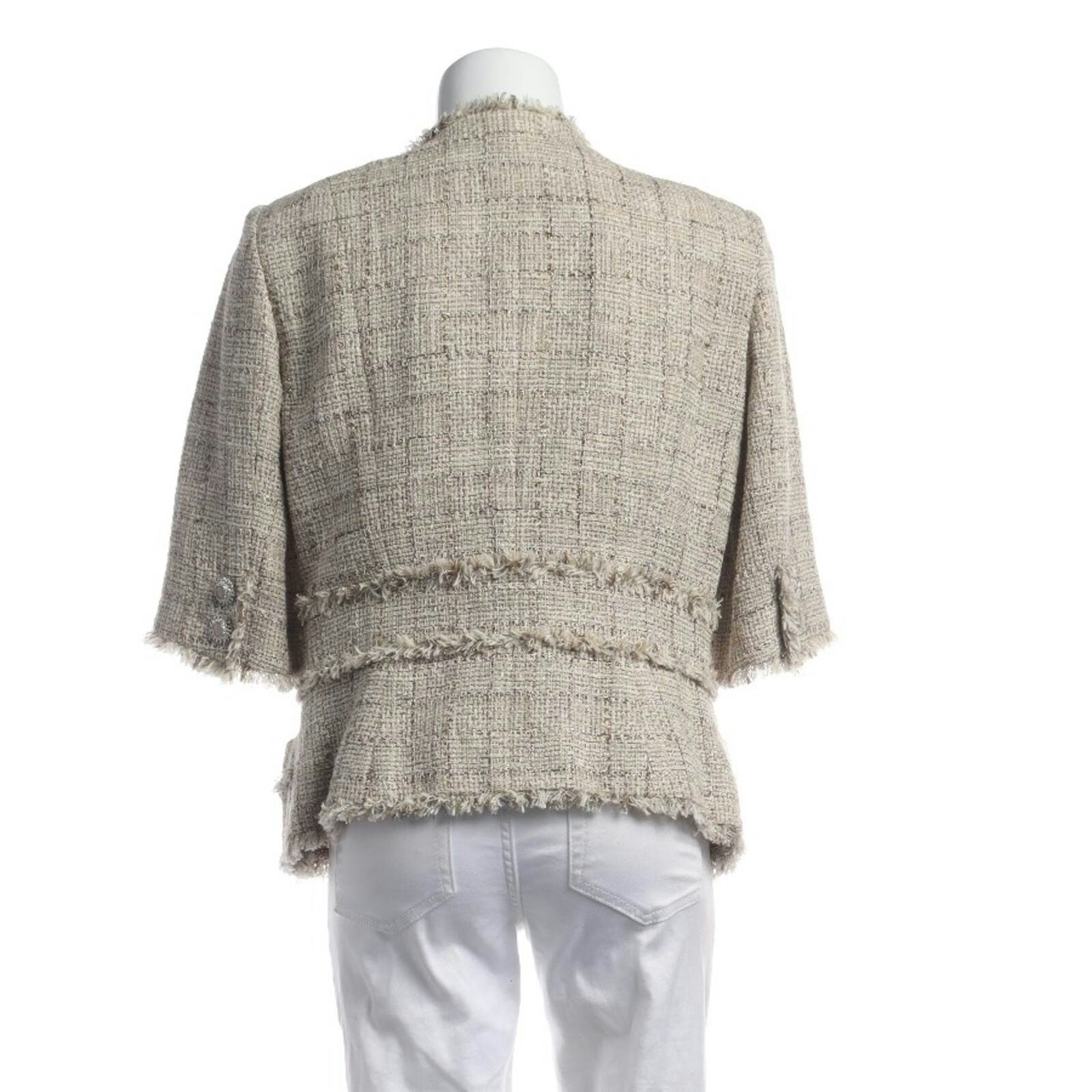 Image 2 of Blazer 42 Beige in color White | Vite EnVogue