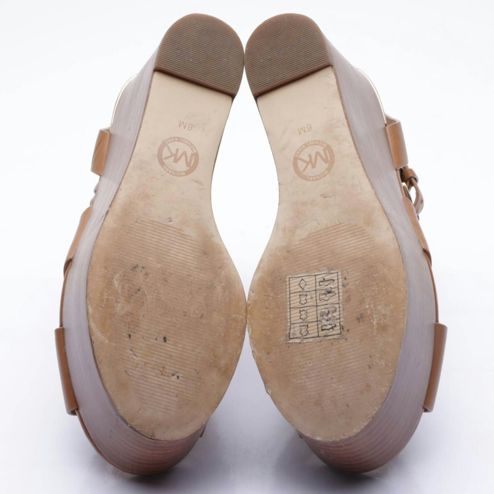 Image 3 of Wedges EUR 36 Brown in color Brown | Vite EnVogue