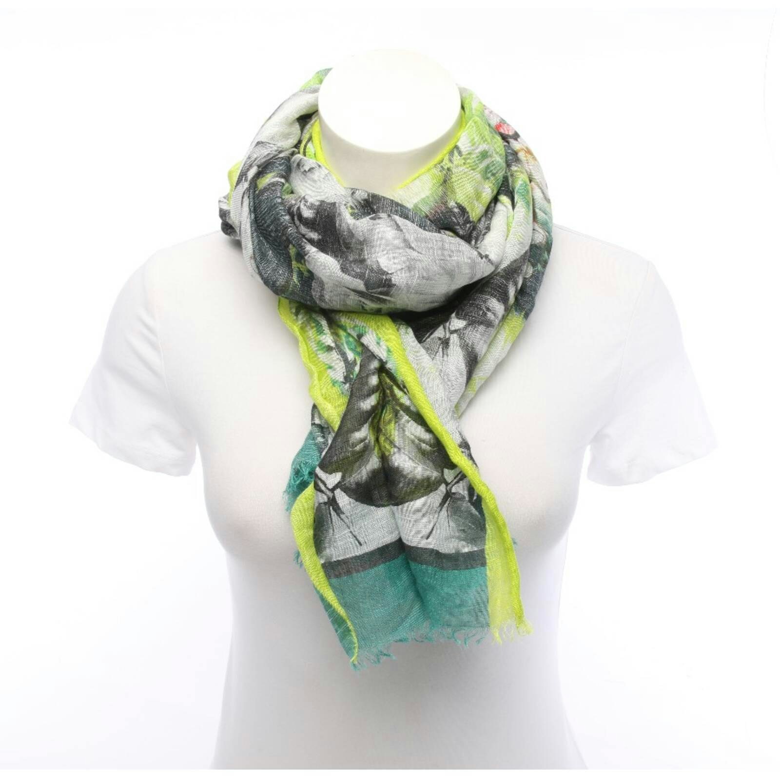 Image 1 of Scarf Multicolored in color Multicolored | Vite EnVogue