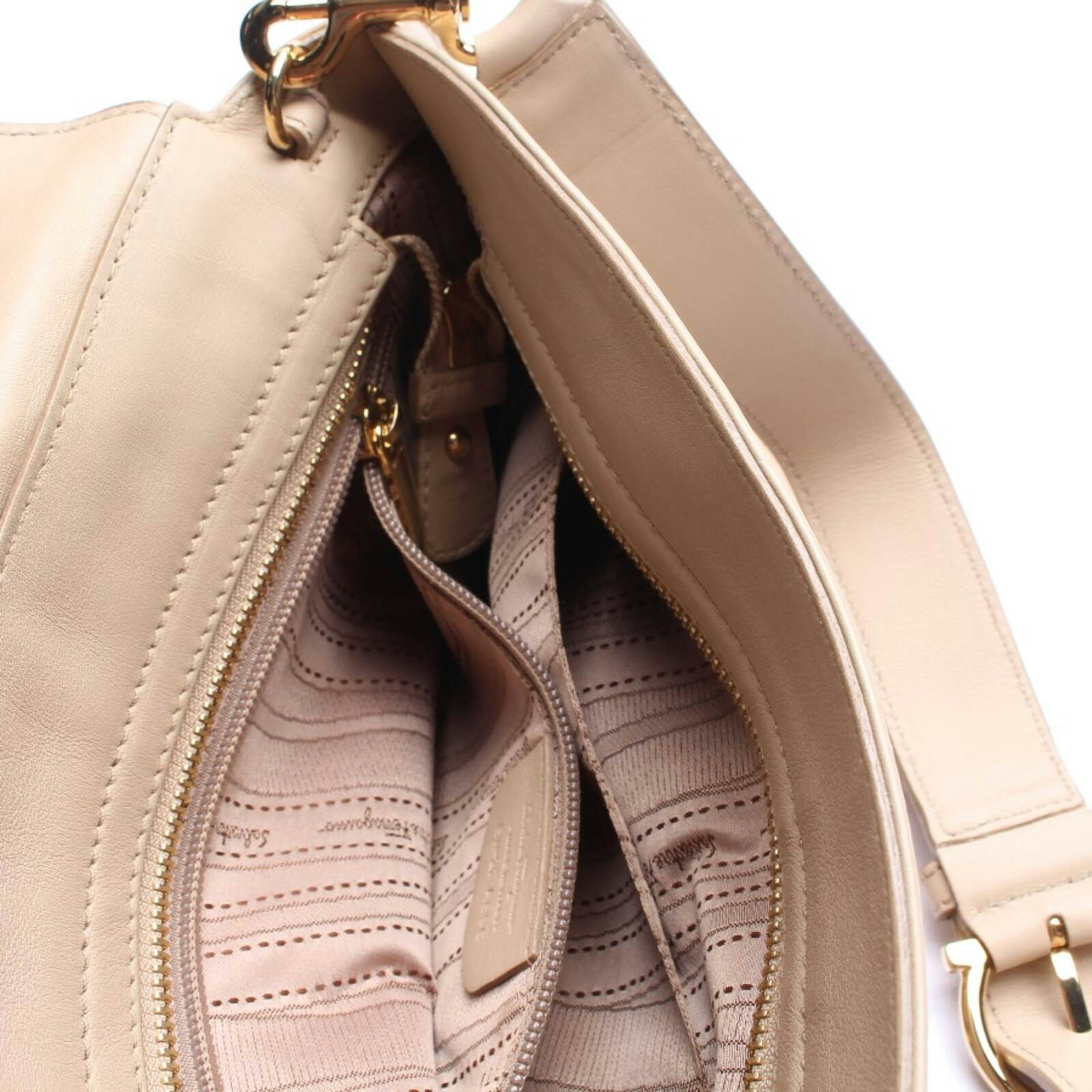 Bild 4 von SOFIA Handtasche Beige in Farbe Weiß | Vite EnVogue