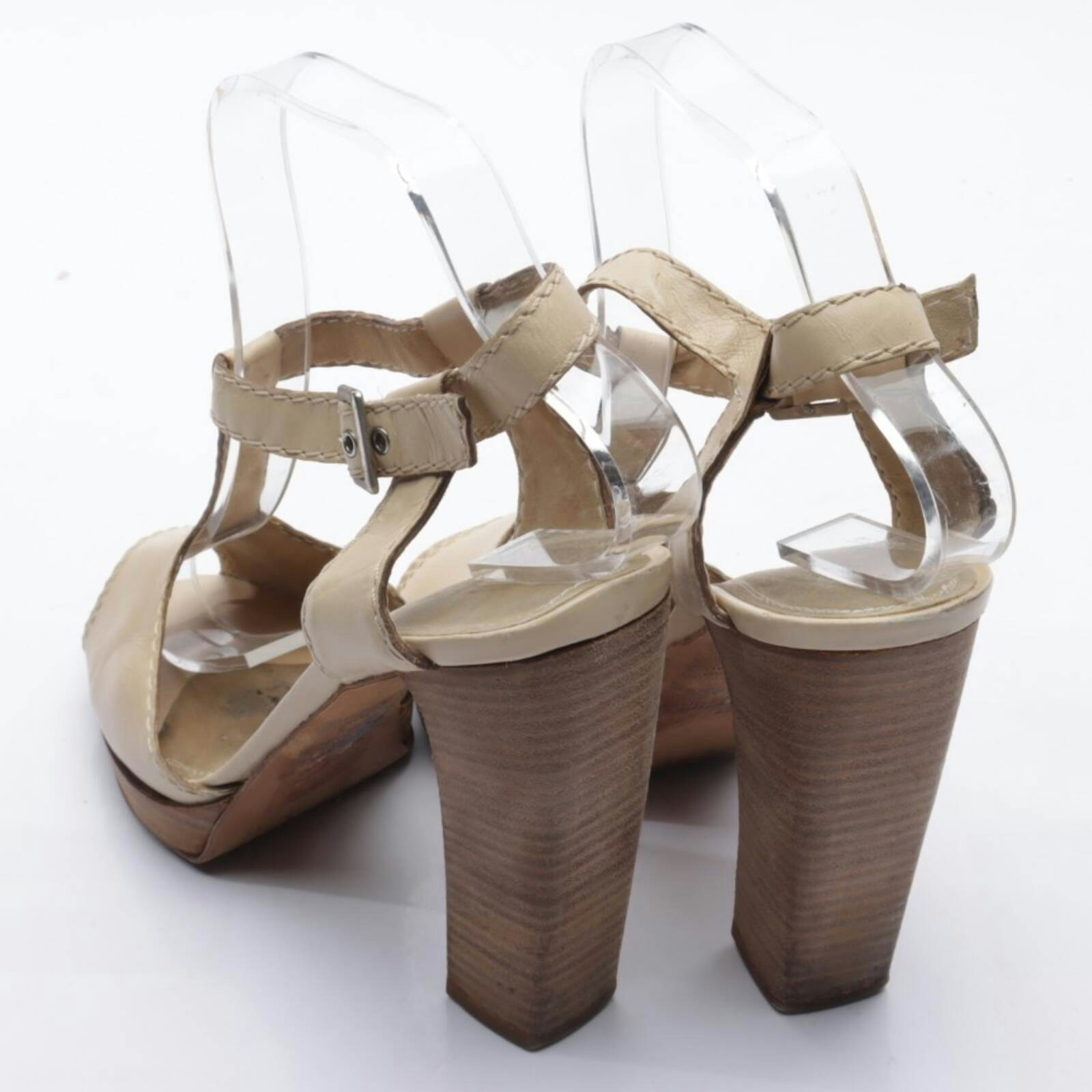 Image 2 of Heeled Sandals EUR 40 Light Brown in color Brown | Vite EnVogue