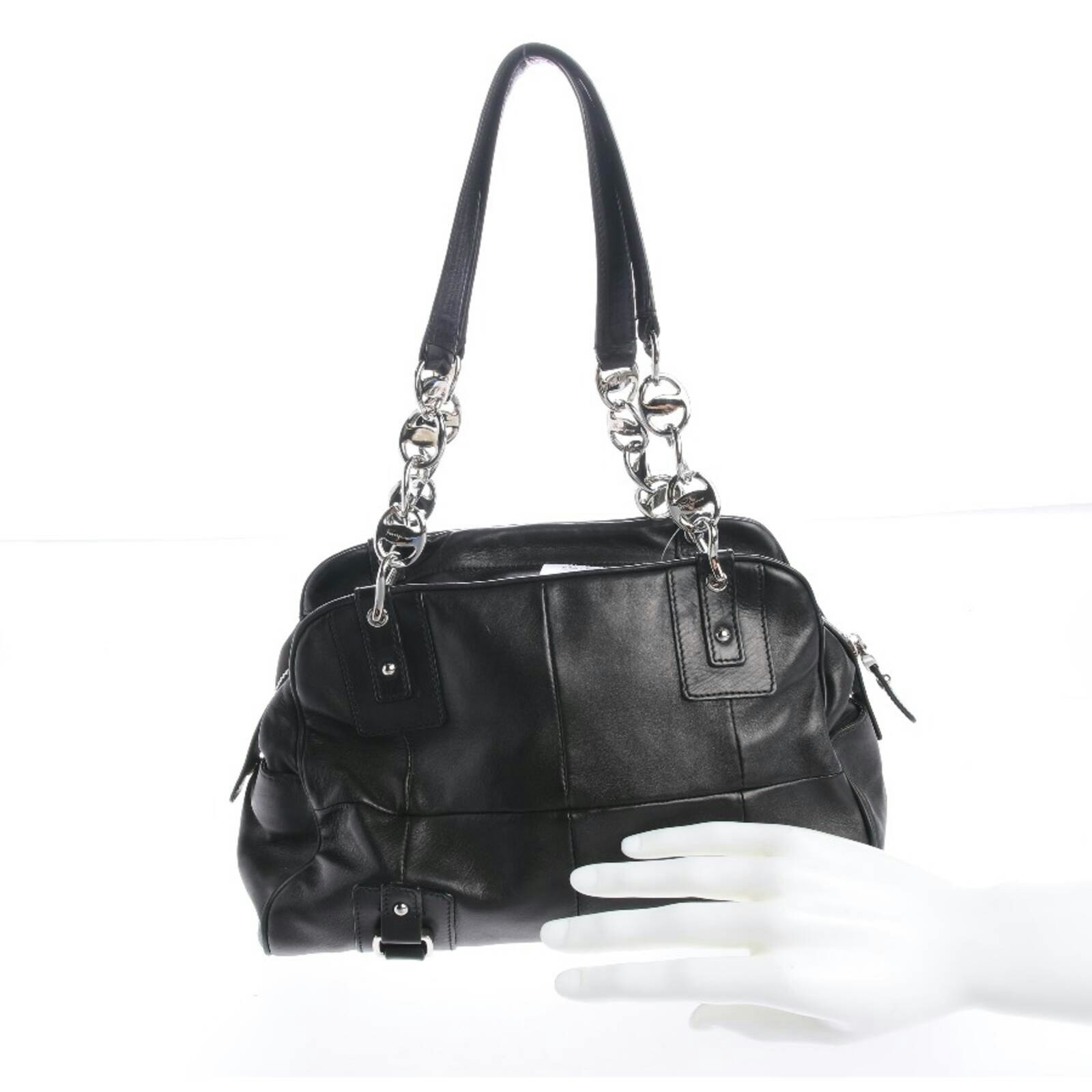 Image 2 of Shoulder Bag Black in color Black | Vite EnVogue