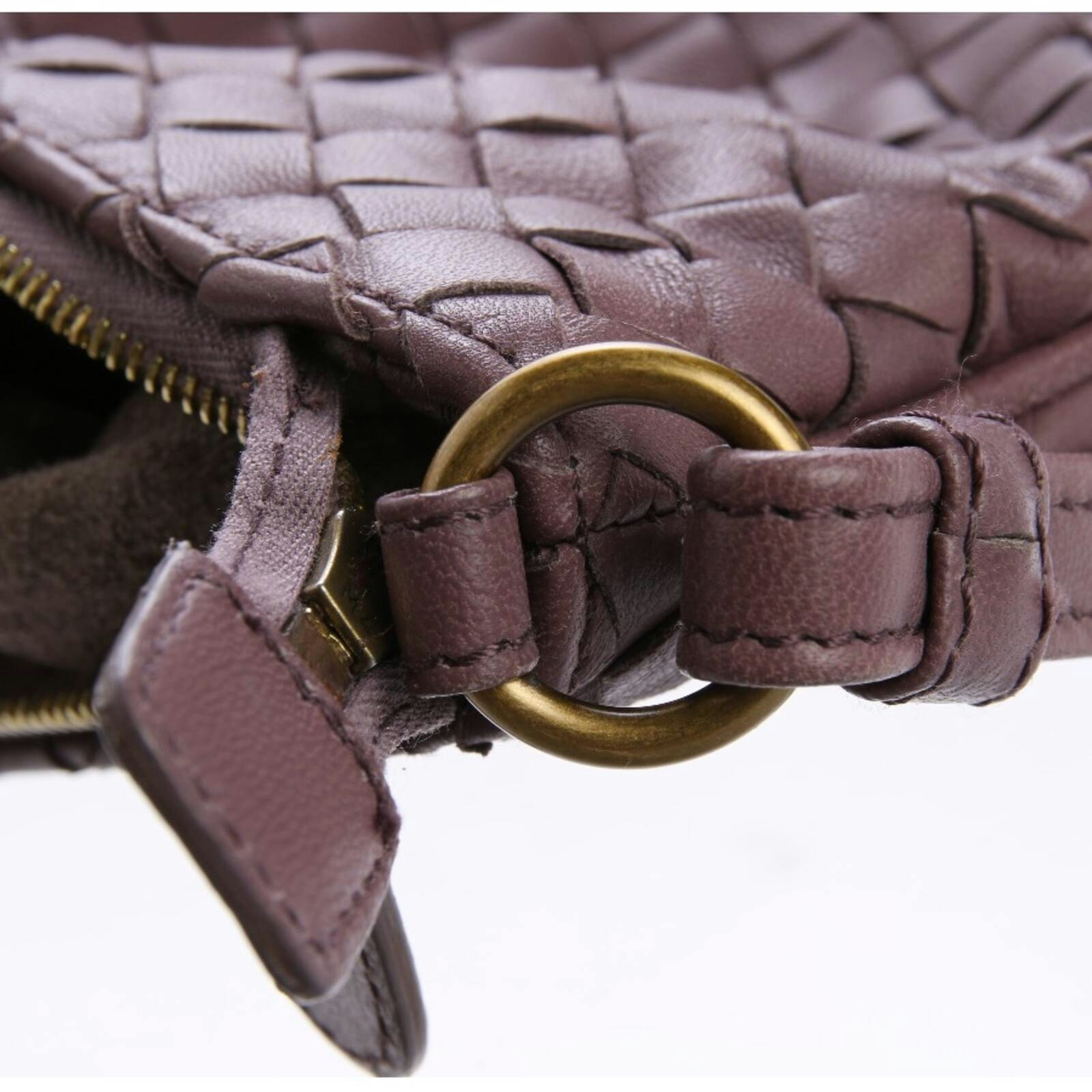 Image 6 of Shoulder Bag Purple in color Purple | Vite EnVogue