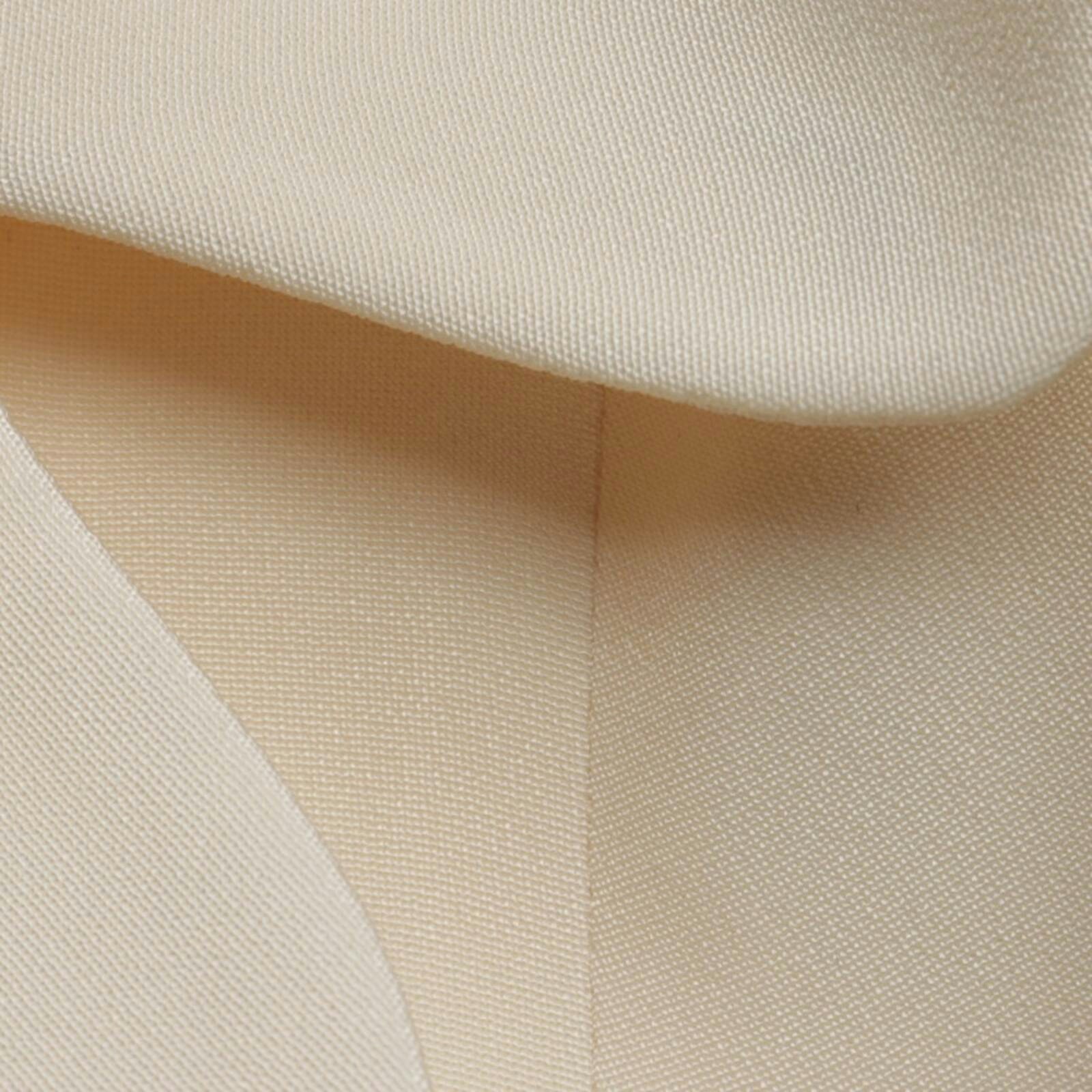 Image 5 of Set 34 Cream in color White | Vite EnVogue