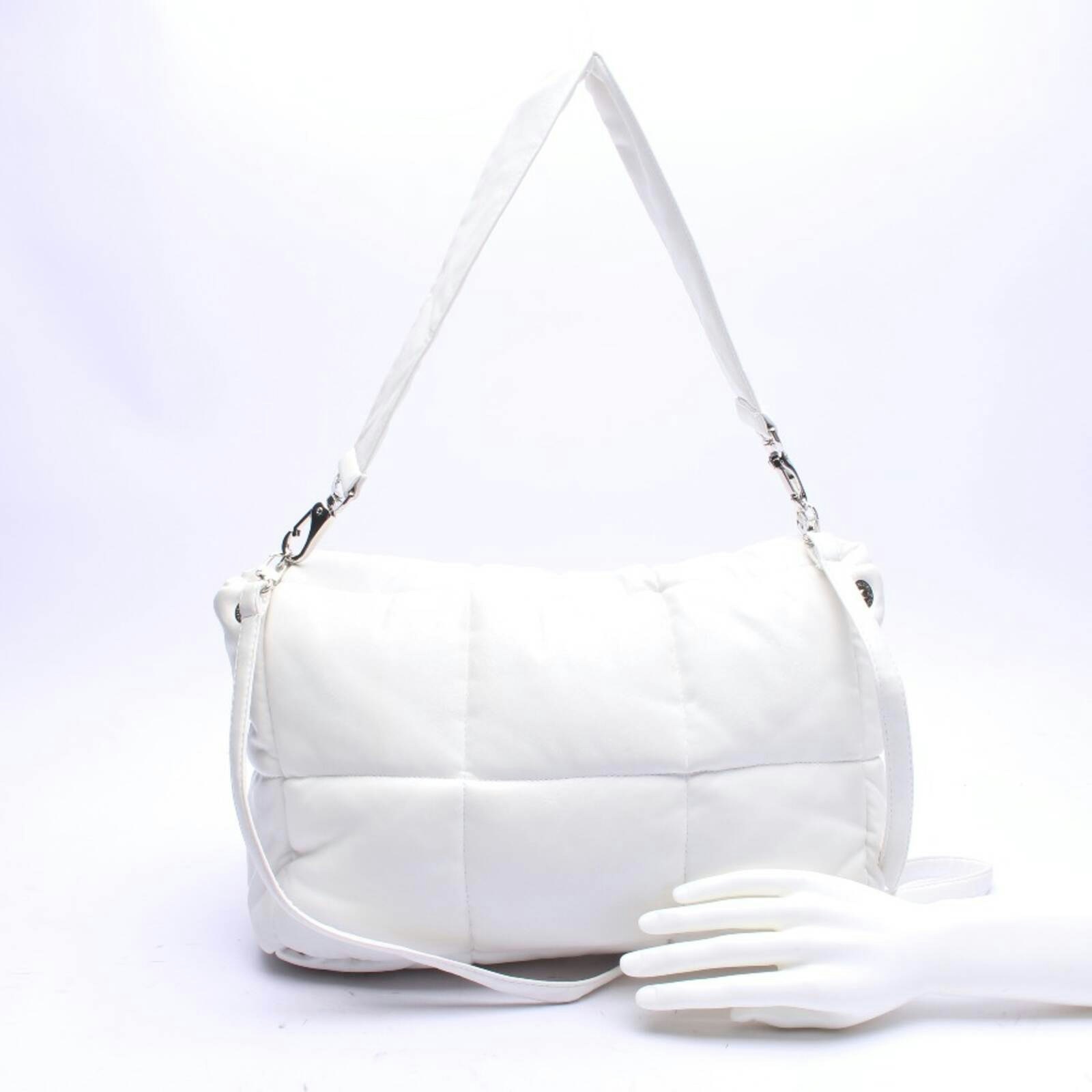 Image 2 of Shoulder Bag White in color White | Vite EnVogue