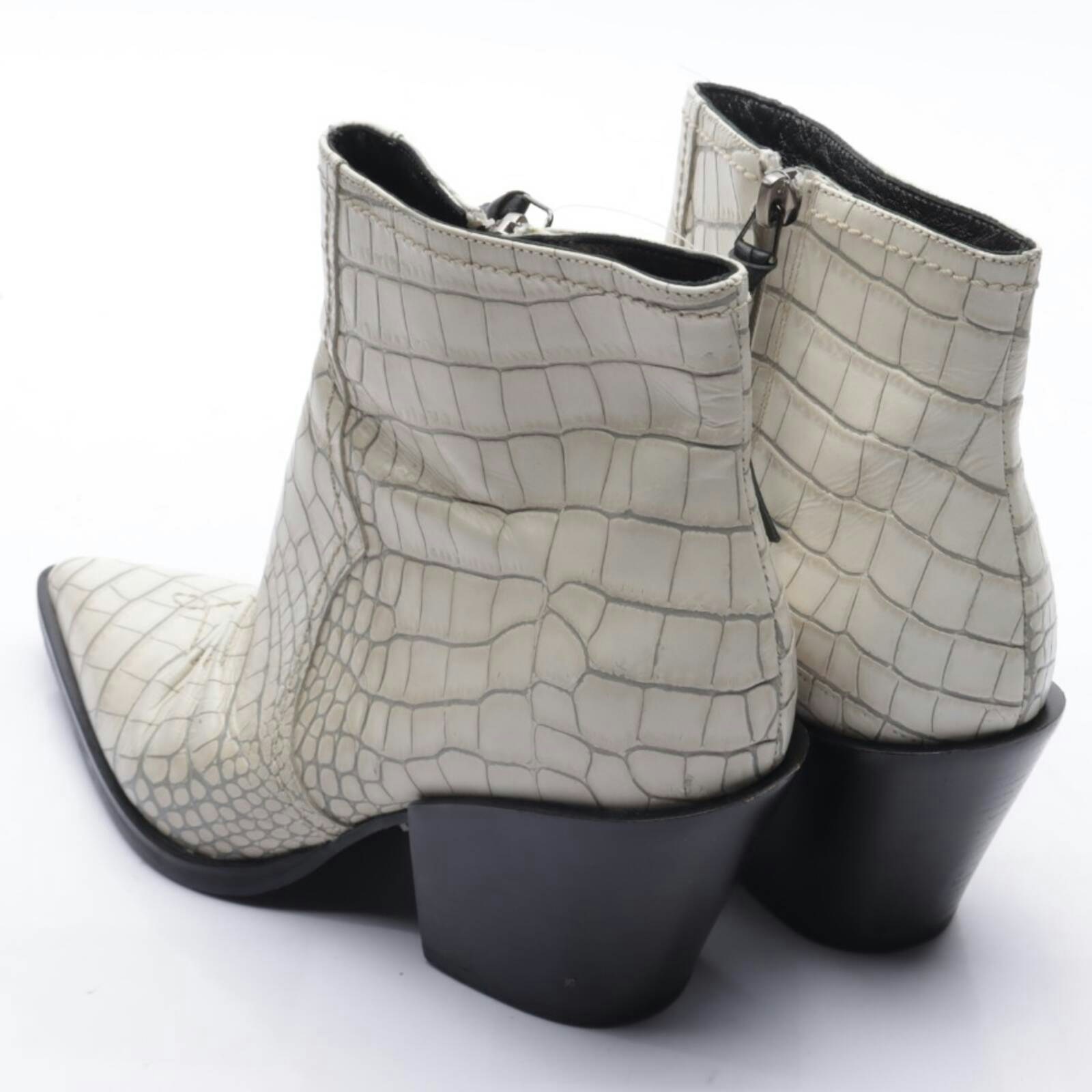 Image 2 of Ankle Boots EUR 40 Beige in color White | Vite EnVogue