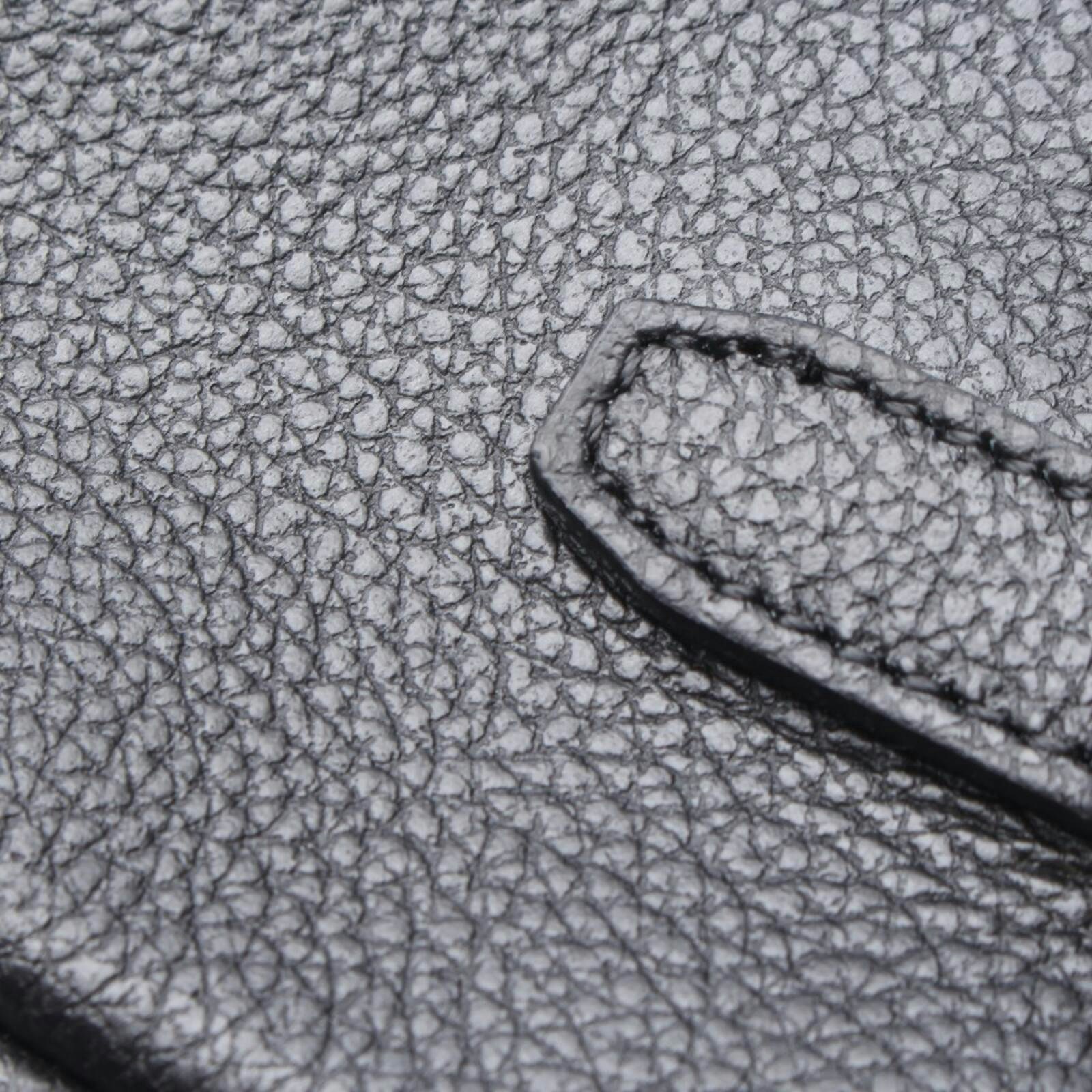 Bild 4 von Schultertasche Schwarz in Farbe Schwarz | Vite EnVogue