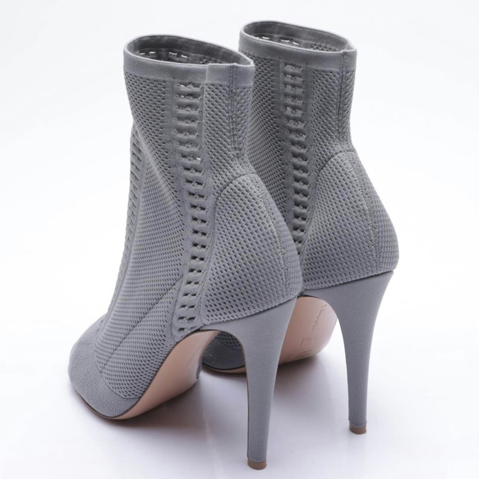 Image 2 of Ankle Boots EUR 41 Light Gray in color Gray | Vite EnVogue