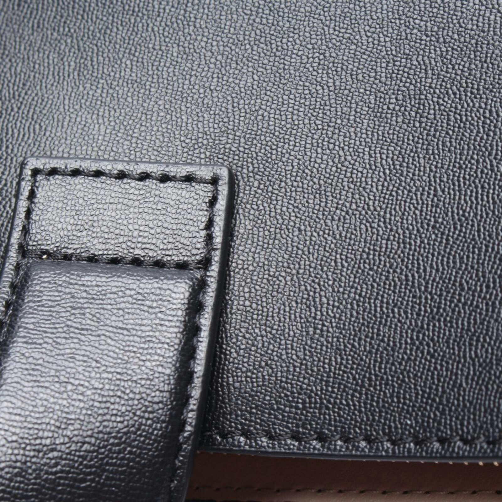 Bild 5 von Schultertasche Schwarz in Farbe Schwarz | Vite EnVogue