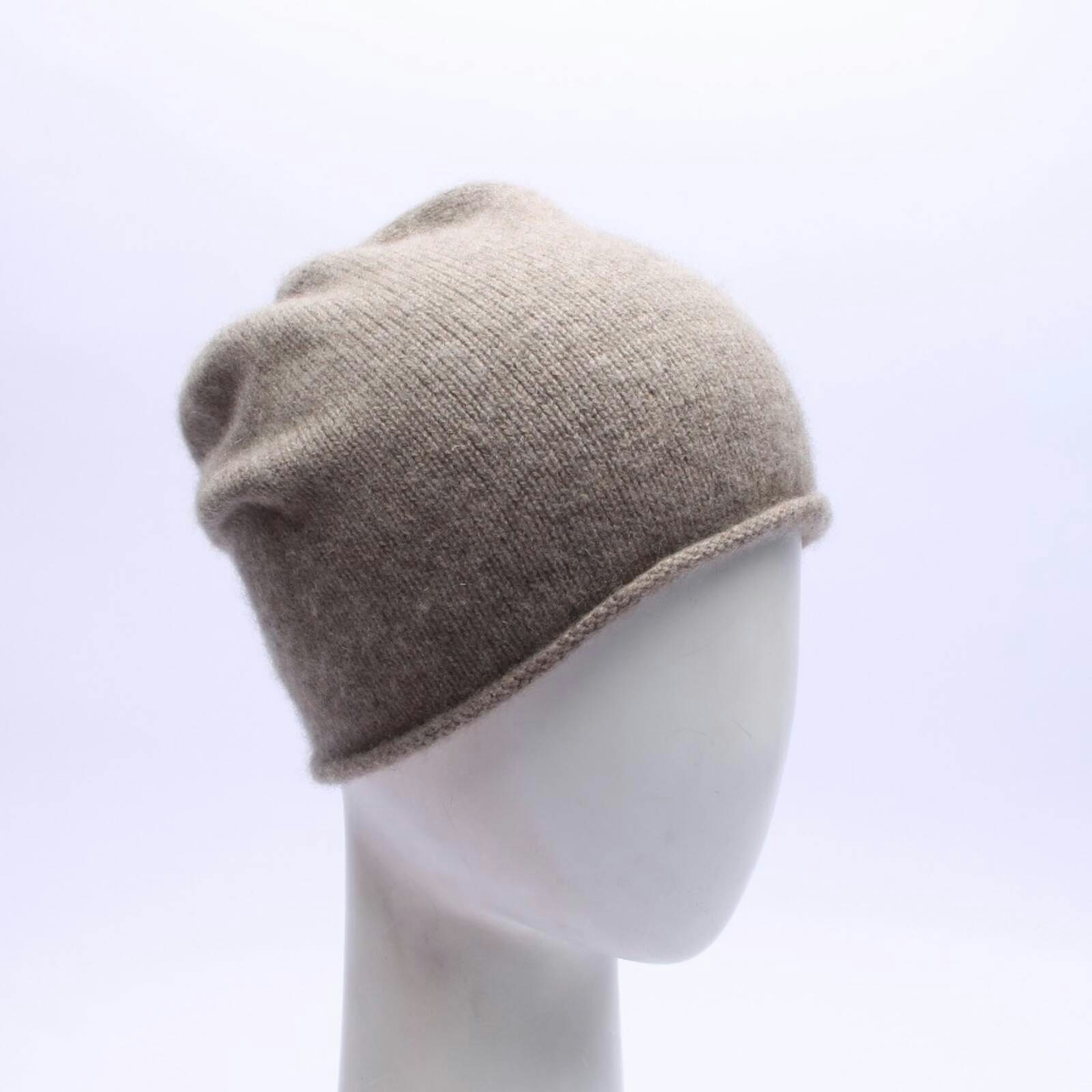 Image 1 of Beanie Beige in color White | Vite EnVogue