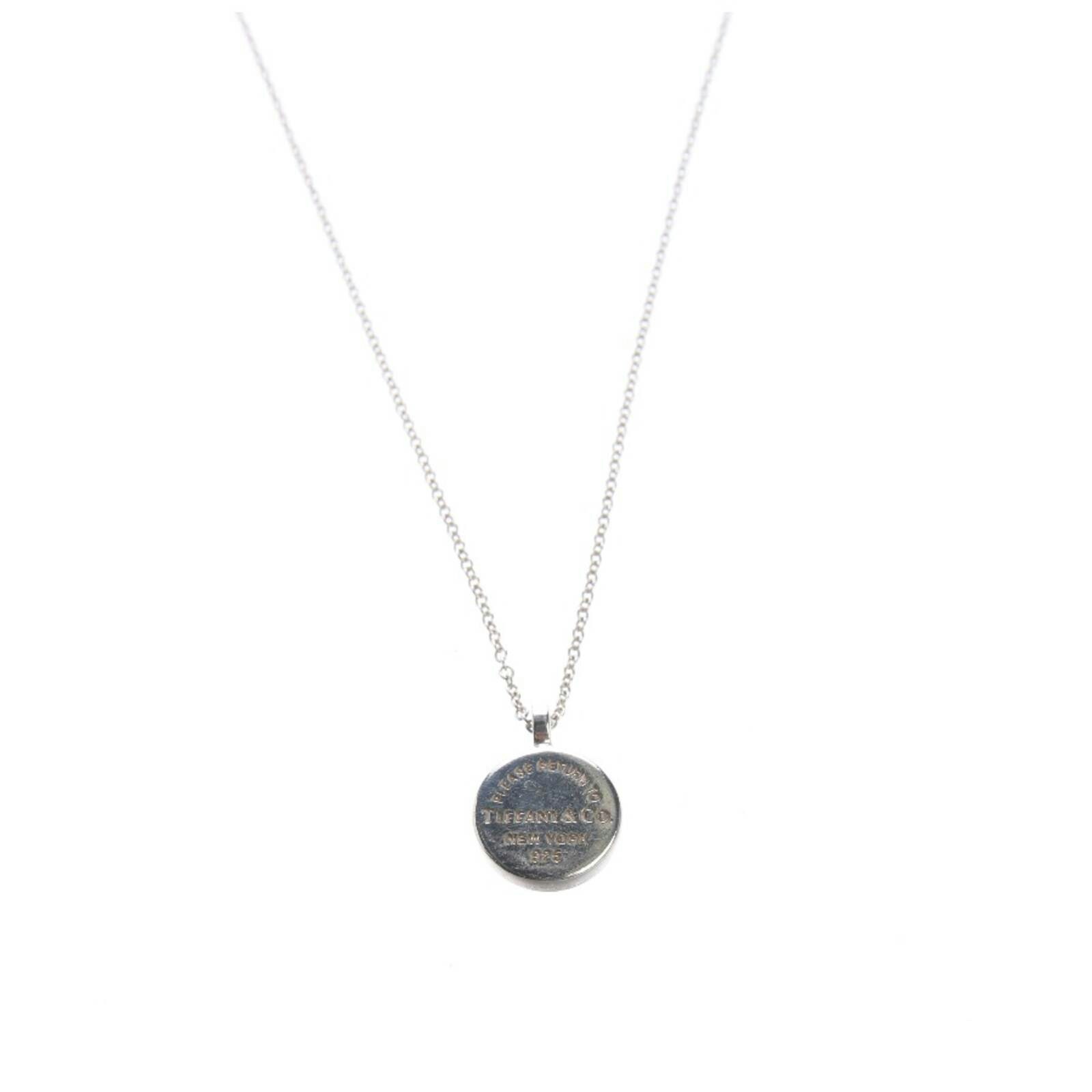 Image 2 of Necklace Silver in color Metallic | Vite EnVogue