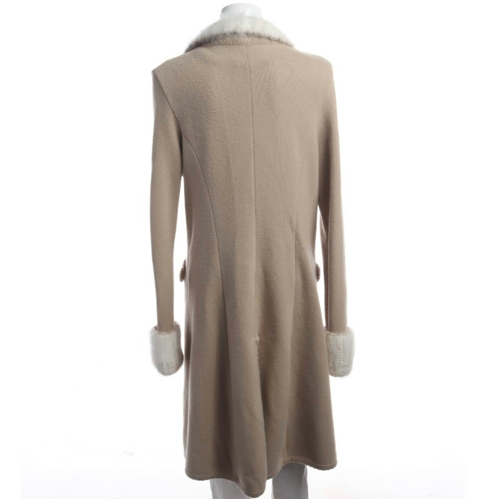 Image 2 of Coat 38 Beige in color White | Vite EnVogue