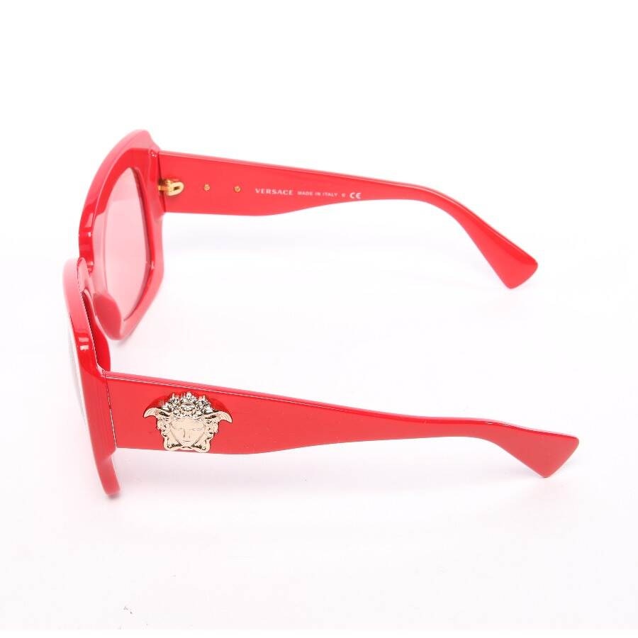 Image 2 of 4308 Sunglasses Red in color Red | Vite EnVogue