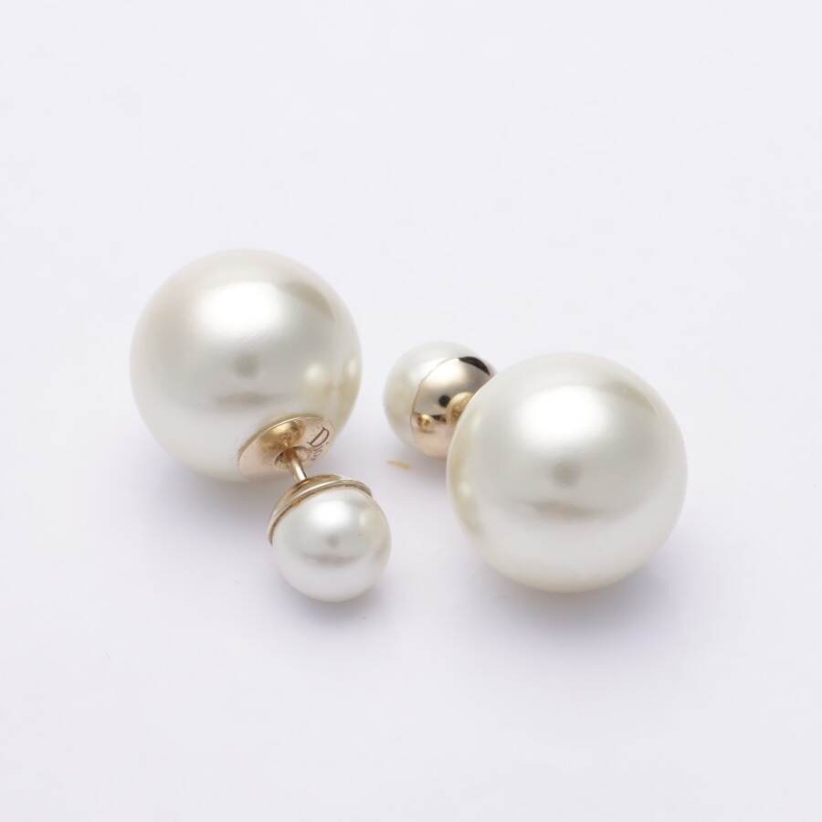 Image 1 of Earrings White in color White | Vite EnVogue