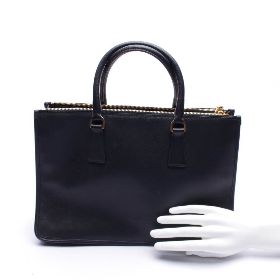 Image 4 of Handbag Black in color Black | Vite EnVogue