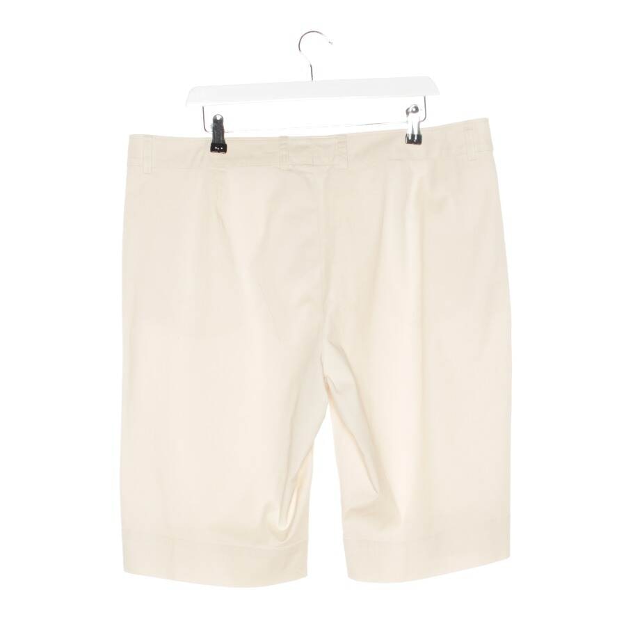 Image 2 of Bermuda Shorts 2XL Cream in color White | Vite EnVogue