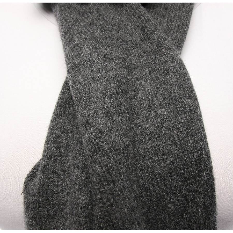 Image 2 of Scarf Gray in color Gray | Vite EnVogue