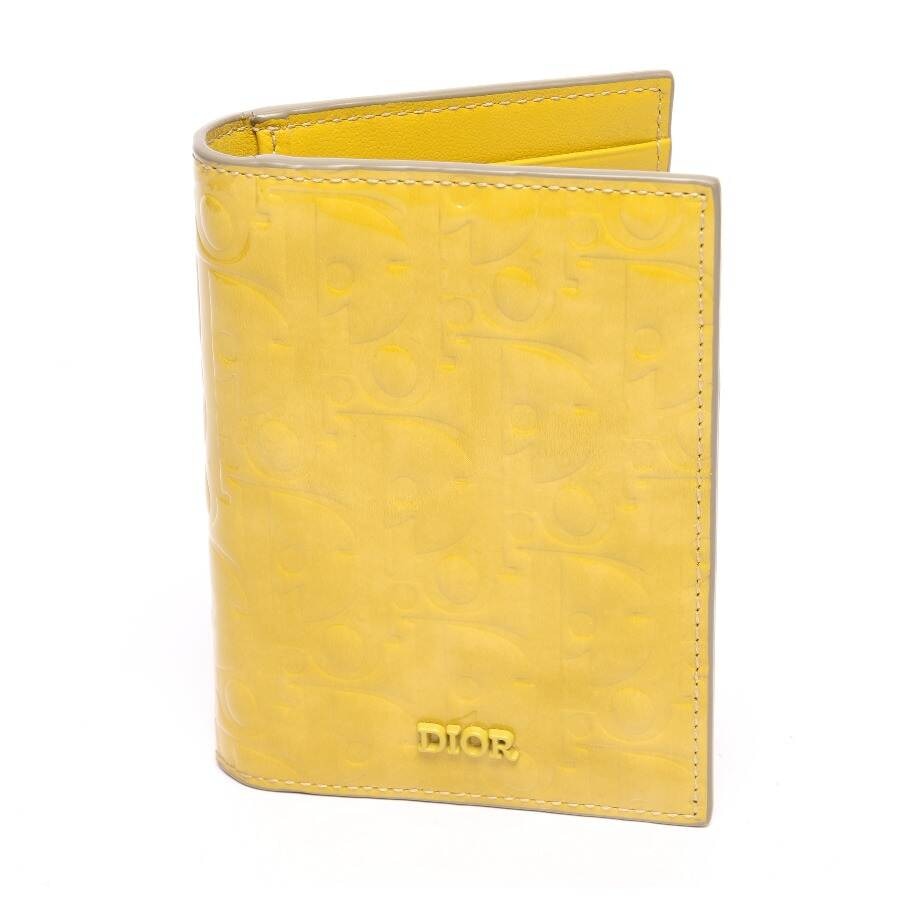 Image 1 of Case Yellow in color Yellow | Vite EnVogue