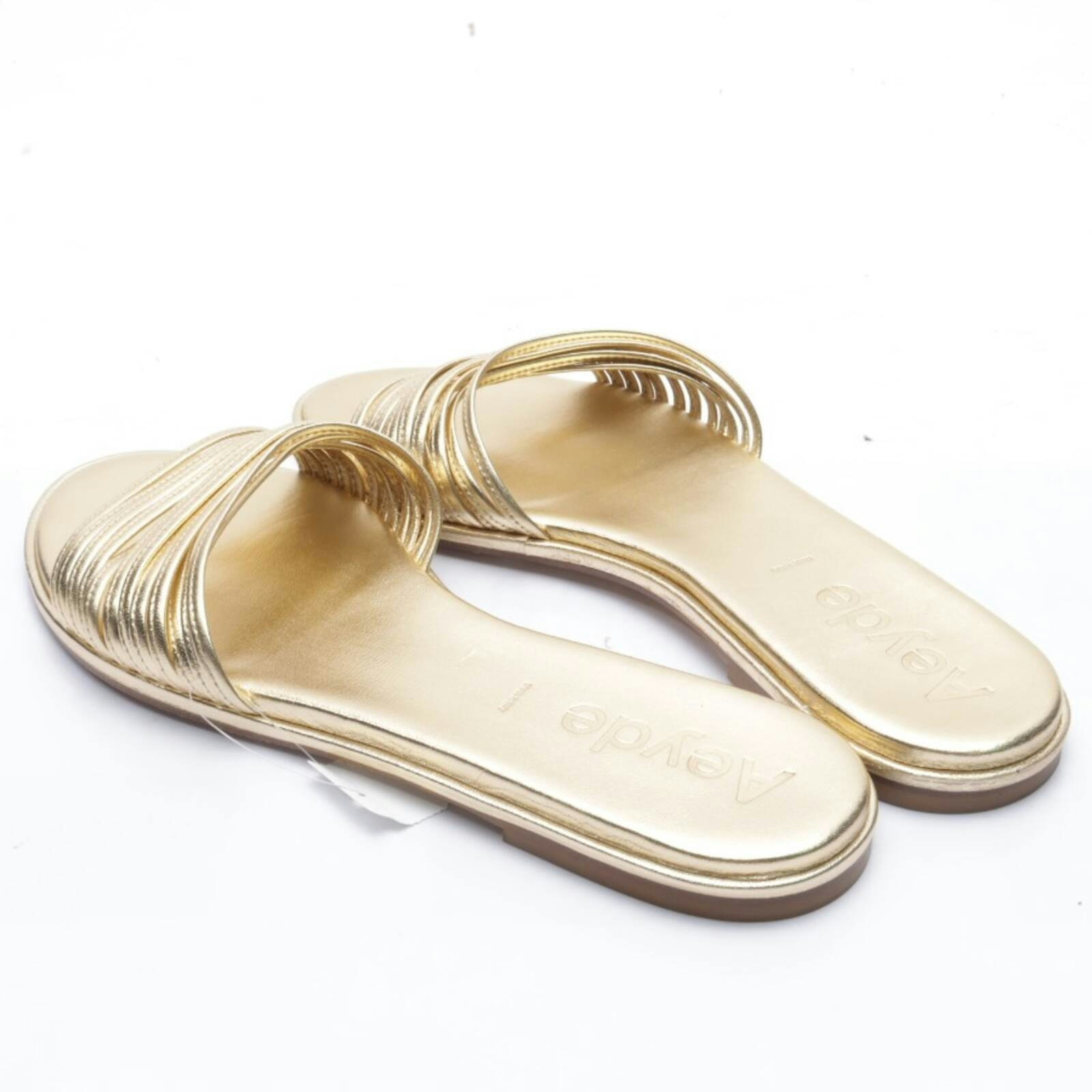 Image 2 of Sandals EUR 42 Gold in color Metallic | Vite EnVogue