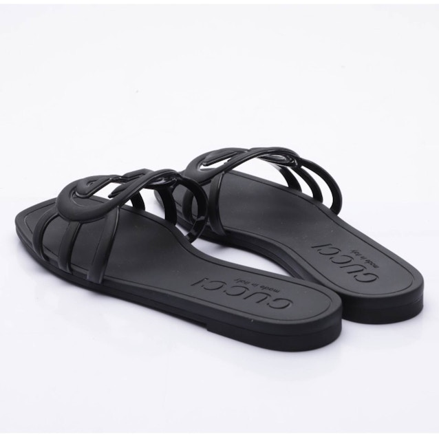 Interlocking G Cut-Out Slides EUR 35 Schwarz | Vite EnVogue