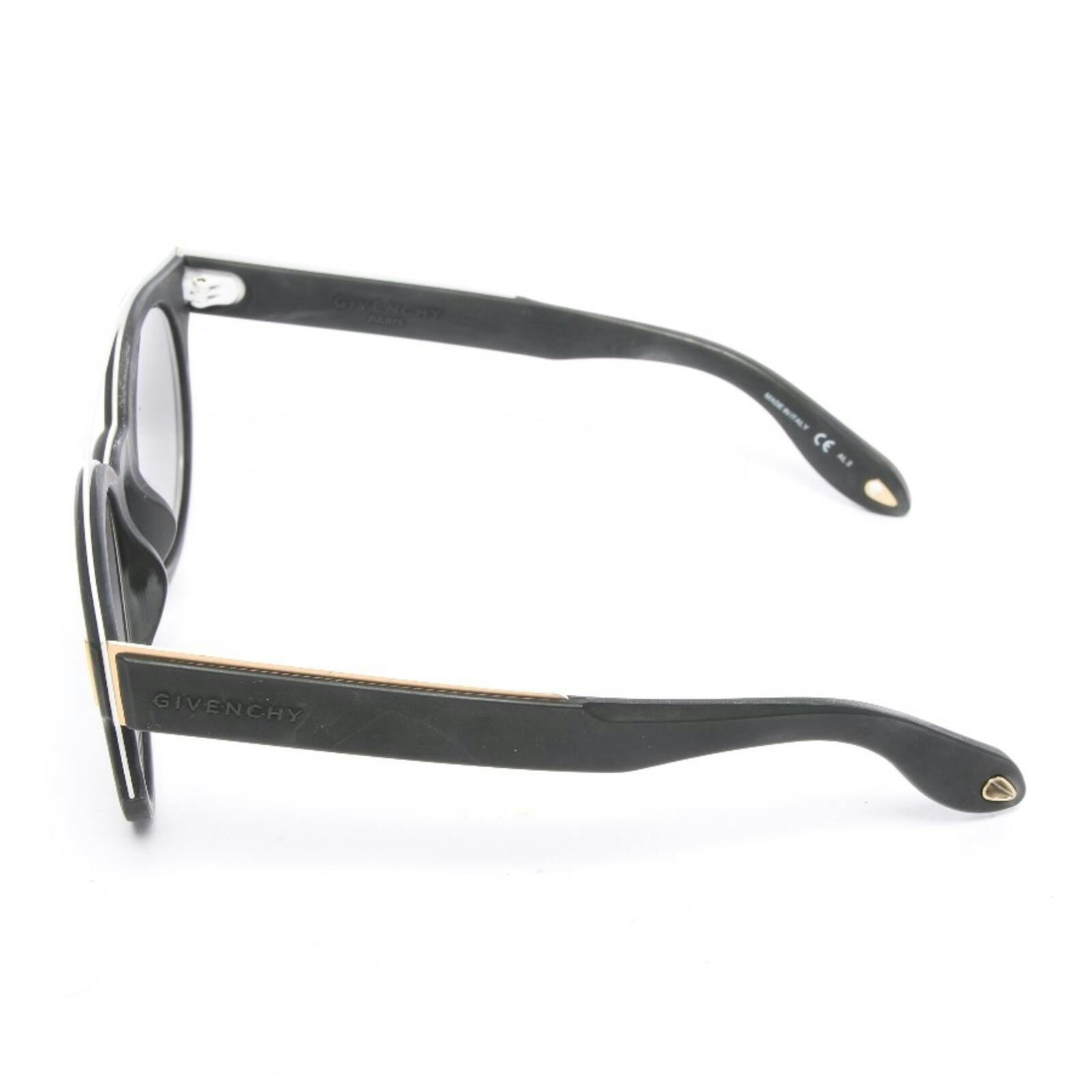 Image 2 of GV7017/S Sunglasses Black in color Black | Vite EnVogue