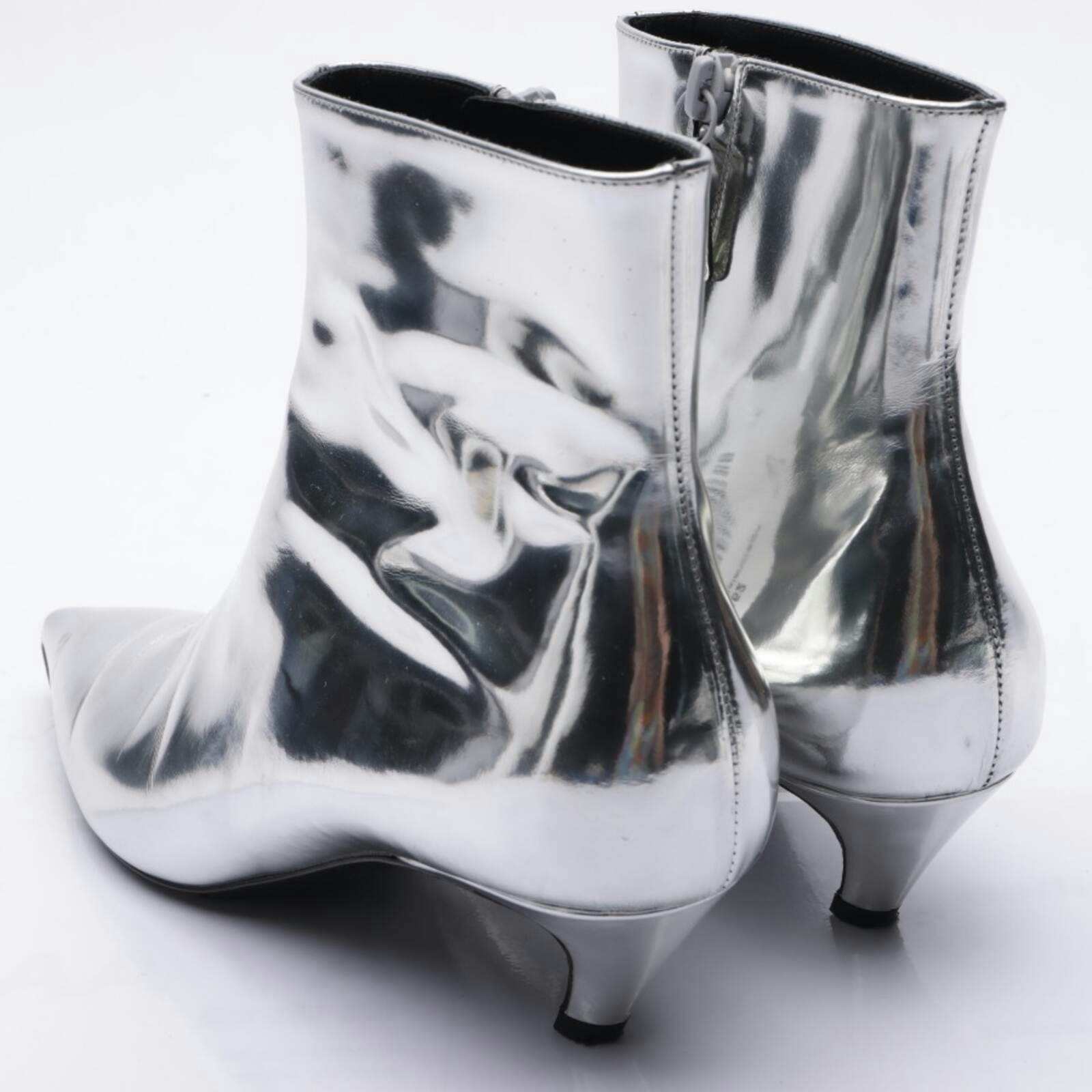 Image 2 of Ankle Boots EUR38 Silver in color Metallic | Vite EnVogue