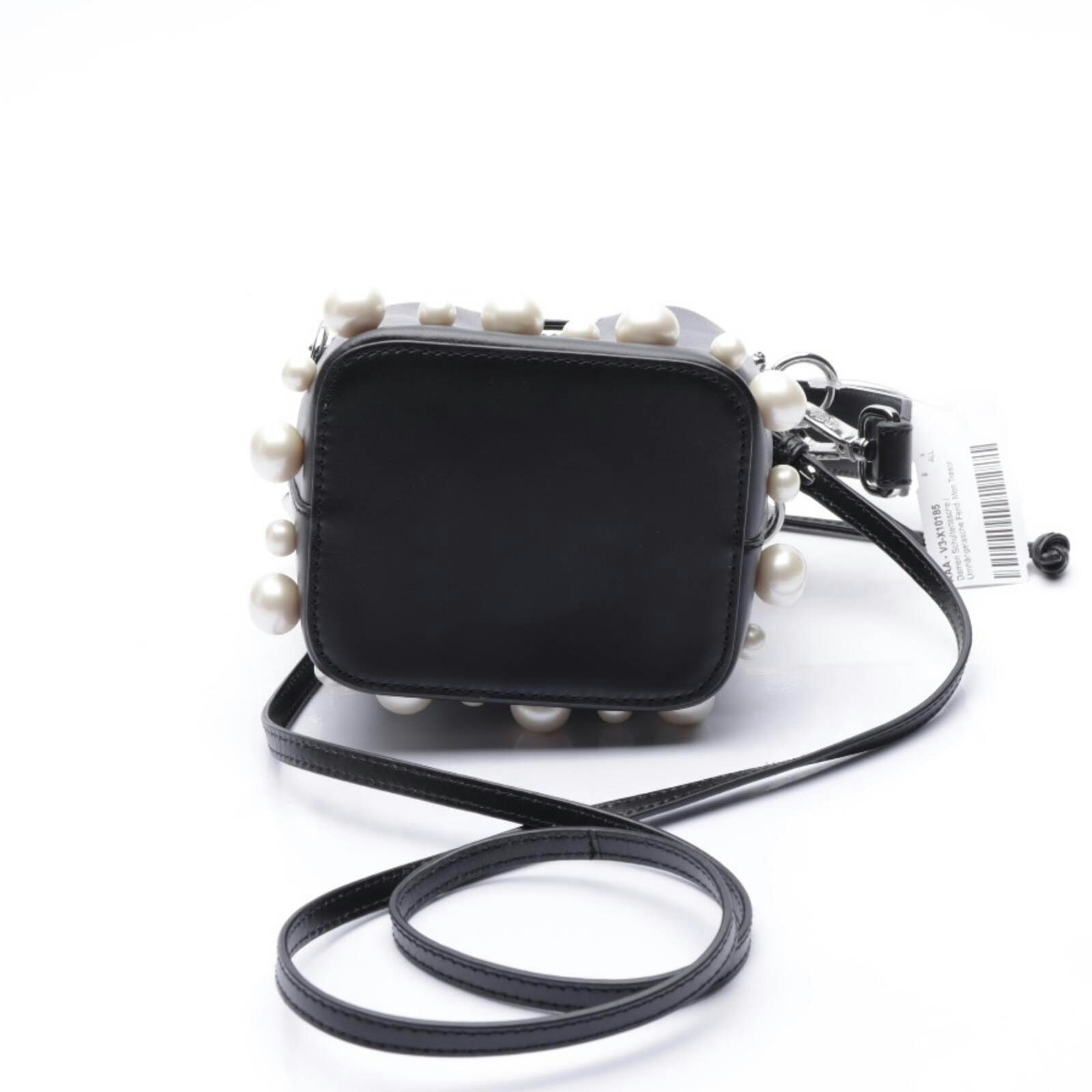 Image 4 of Mon Tresor Shoulder Bag Black in color Black | Vite EnVogue