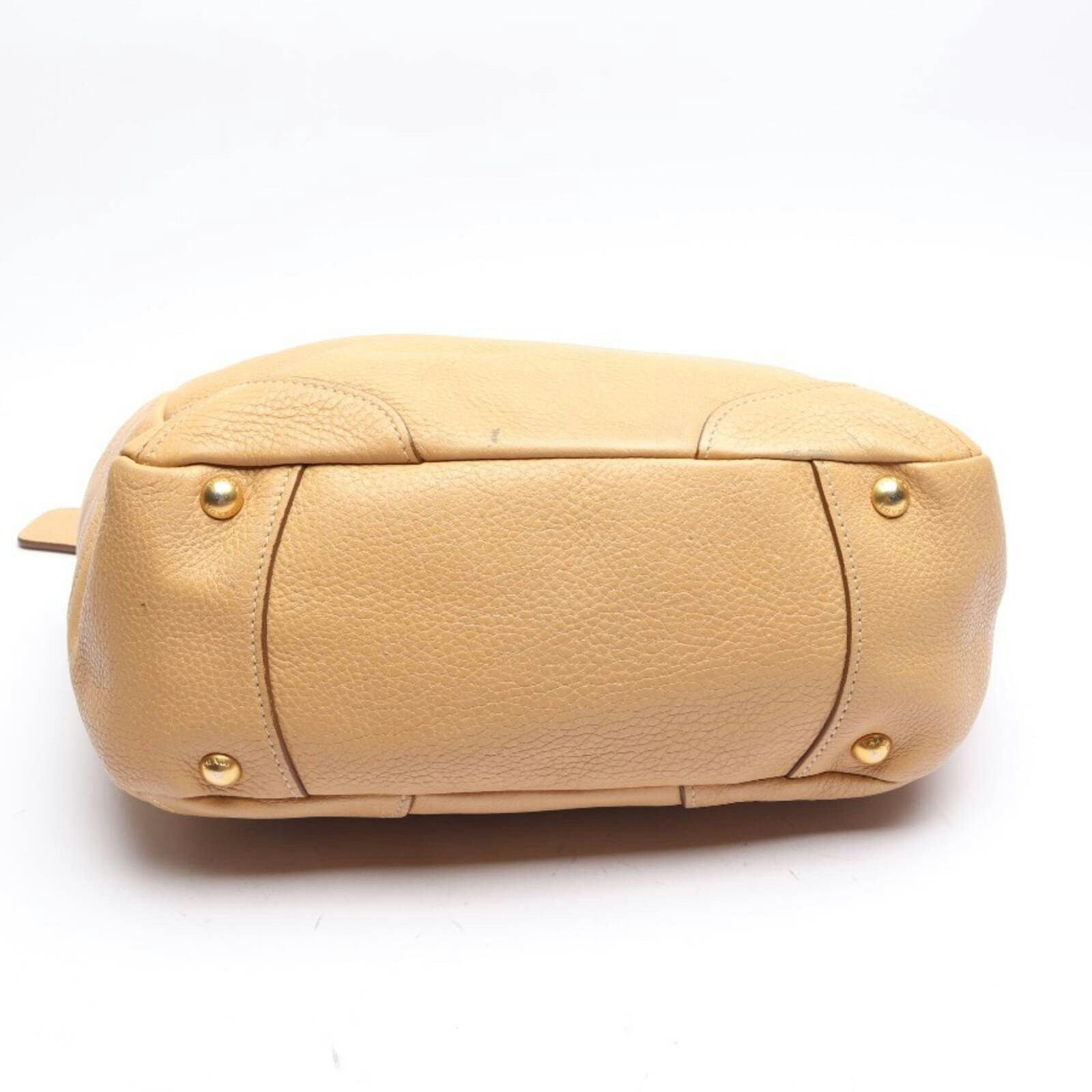 Image 3 of Shoulder Bag Light Brown in color Brown | Vite EnVogue