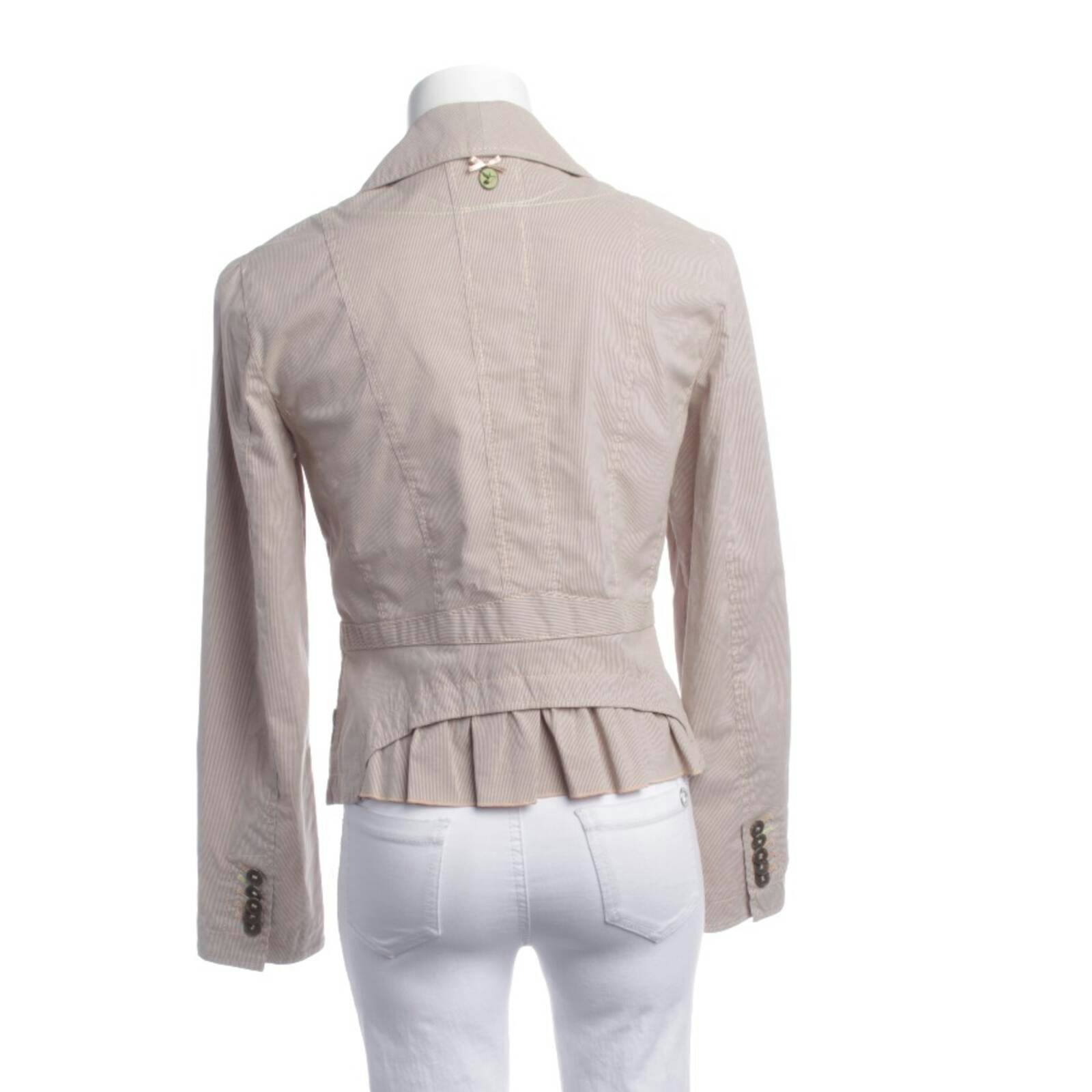 Image 2 of Blazer 38 Beige in color White | Vite EnVogue