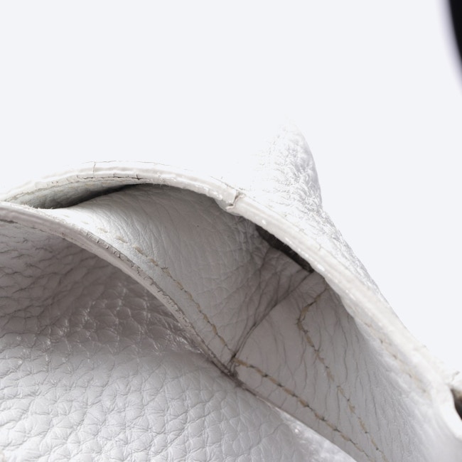 Image 10 of Crossbody Bag White in color White | Vite EnVogue