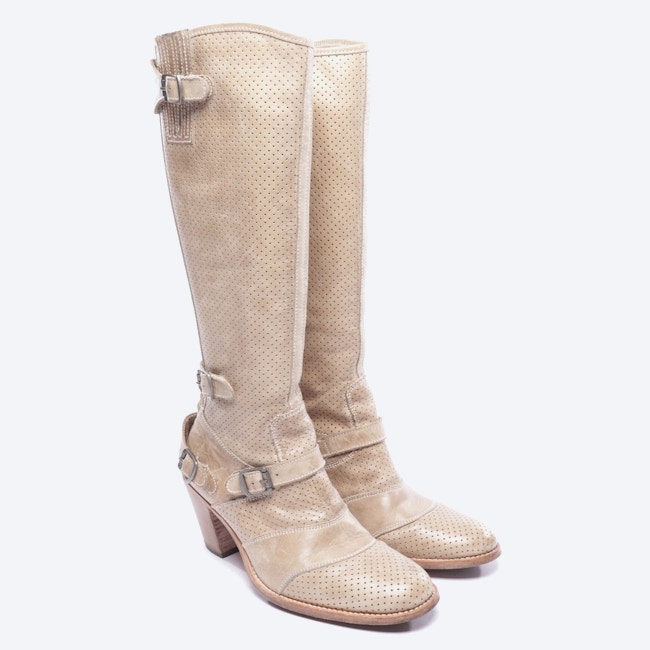 Image 3 of Trialmaster Boots EUR 37 Beige in color White | Vite EnVogue