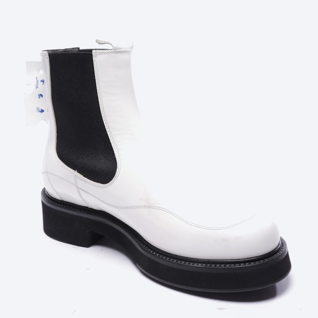 Image 2 of Chelsea Boots EUR 41 White in color White | Vite EnVogue