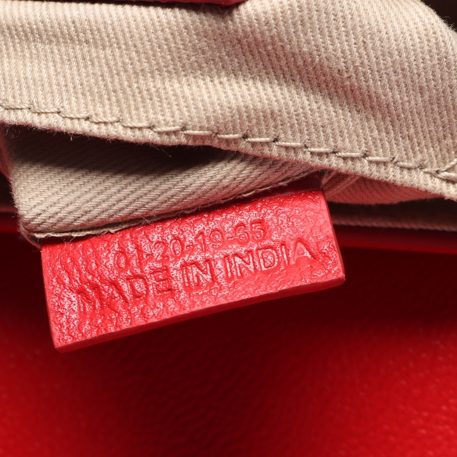 Image 6 of Saddle bag in color Crimson | Vite EnVogue