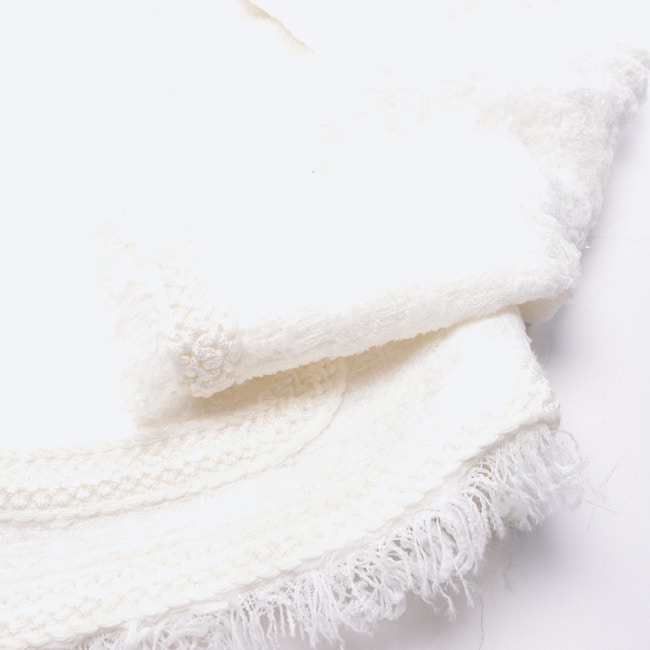 Image 4 of blazer 44 Beige in color White | Vite EnVogue