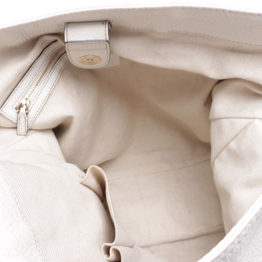 Image 13 of Heritache Shoulder Bag White in color White | Vite EnVogue