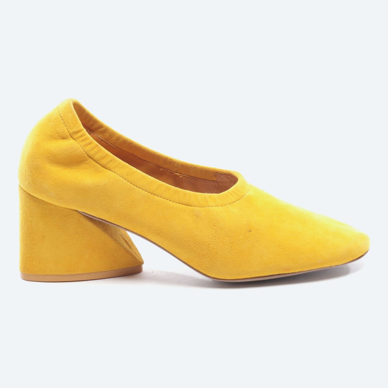 Image 1 of Emilia Pumps EUR 35 Mustard Yellow in color Yellow | Vite EnVogue