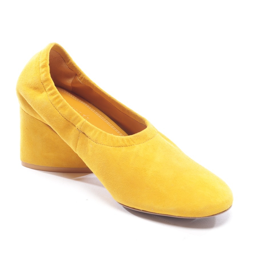 Image 2 of Emilia Pumps EUR 35 Mustard Yellow in color Yellow | Vite EnVogue