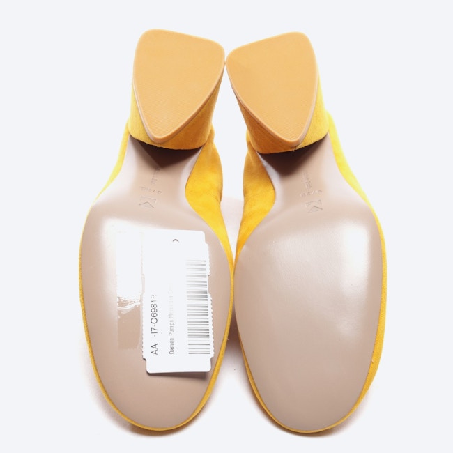 Image 6 of Emilia Pumps EUR 35 Mustard Yellow in color Yellow | Vite EnVogue