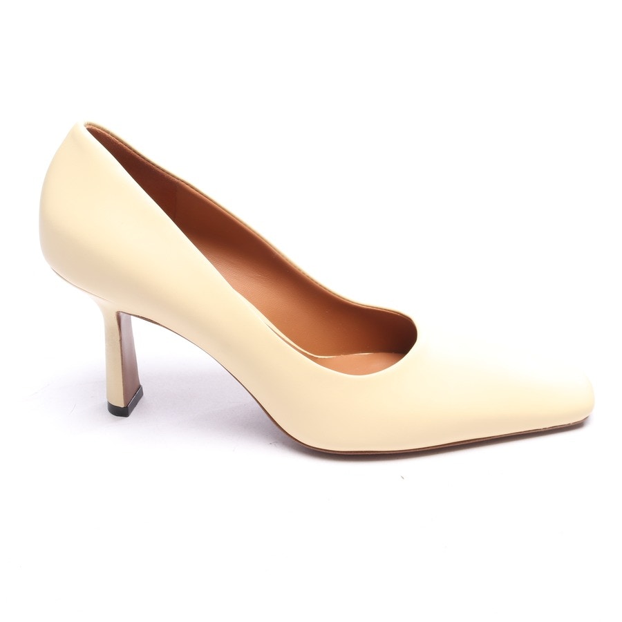 Image 1 of Pumps EUR38 Yellow in color Yellow | Vite EnVogue