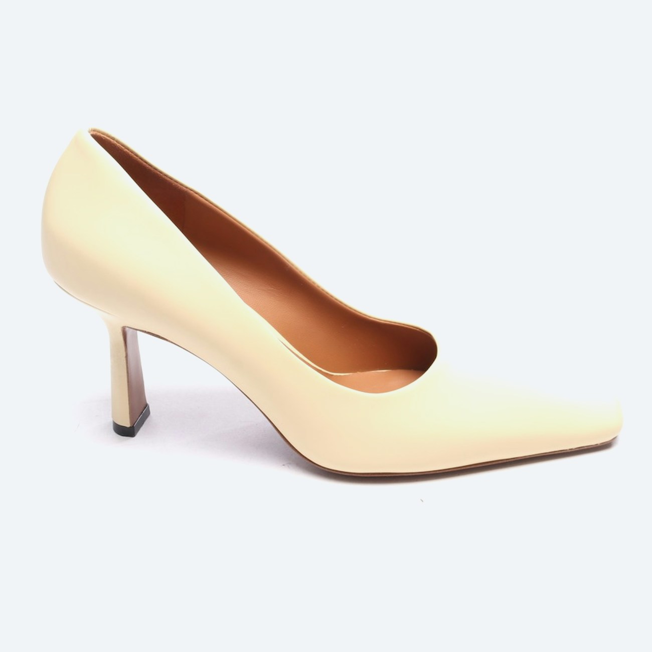 Image 1 of Pumps EUR38 Pastel yellow in color Yellow | Vite EnVogue