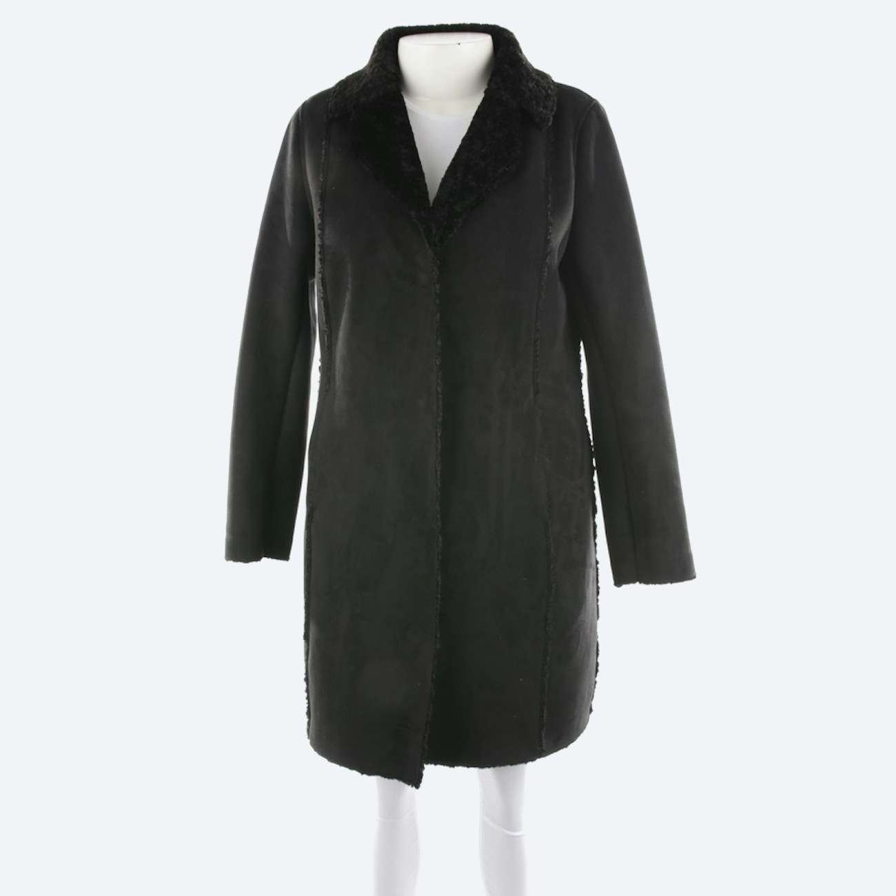 Image 1 of Other coats L Black in color Black | Vite EnVogue