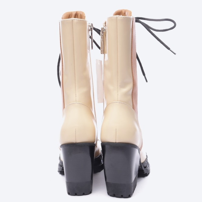 Image 3 of Ankle Boots EUR 35.5 Cream in color White | Vite EnVogue