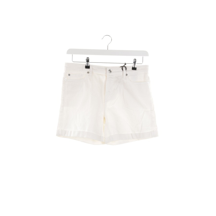 Image 1 of Shorts W28 White in color White | Vite EnVogue