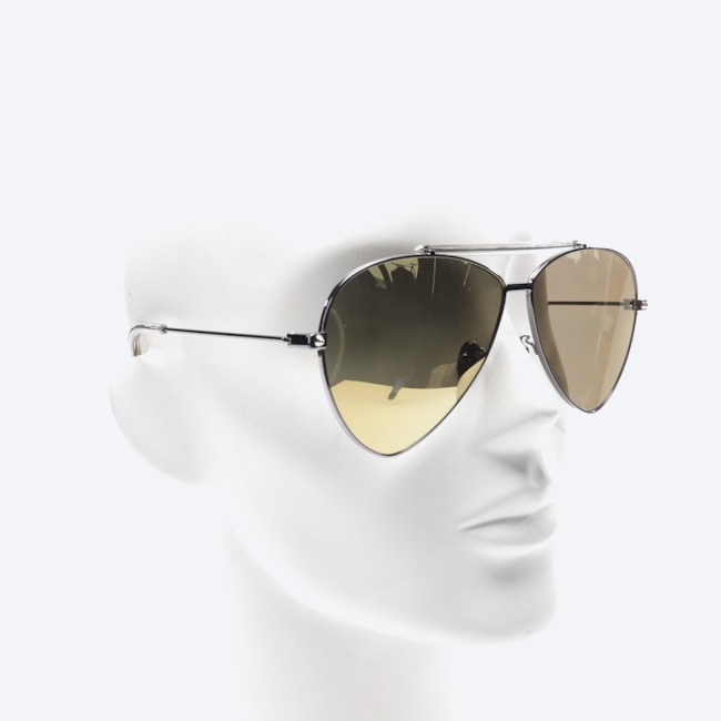 Image 3 of AM058S Aviator Silver in color Metallic | Vite EnVogue