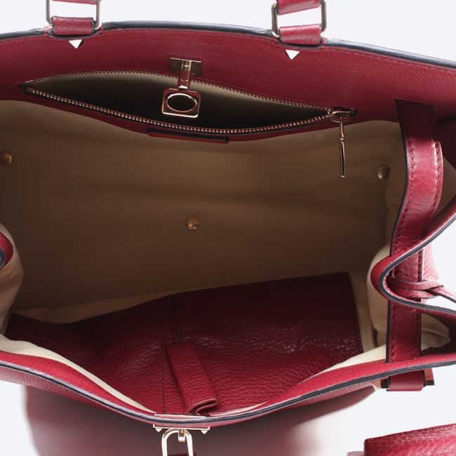Image 5 of Joy Lock Shoulder Bag Dark red in color Red | Vite EnVogue
