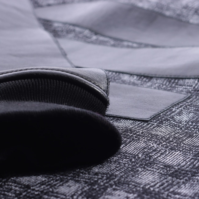 Image 3 of Sweatshirt XL Black in color Black | Vite EnVogue